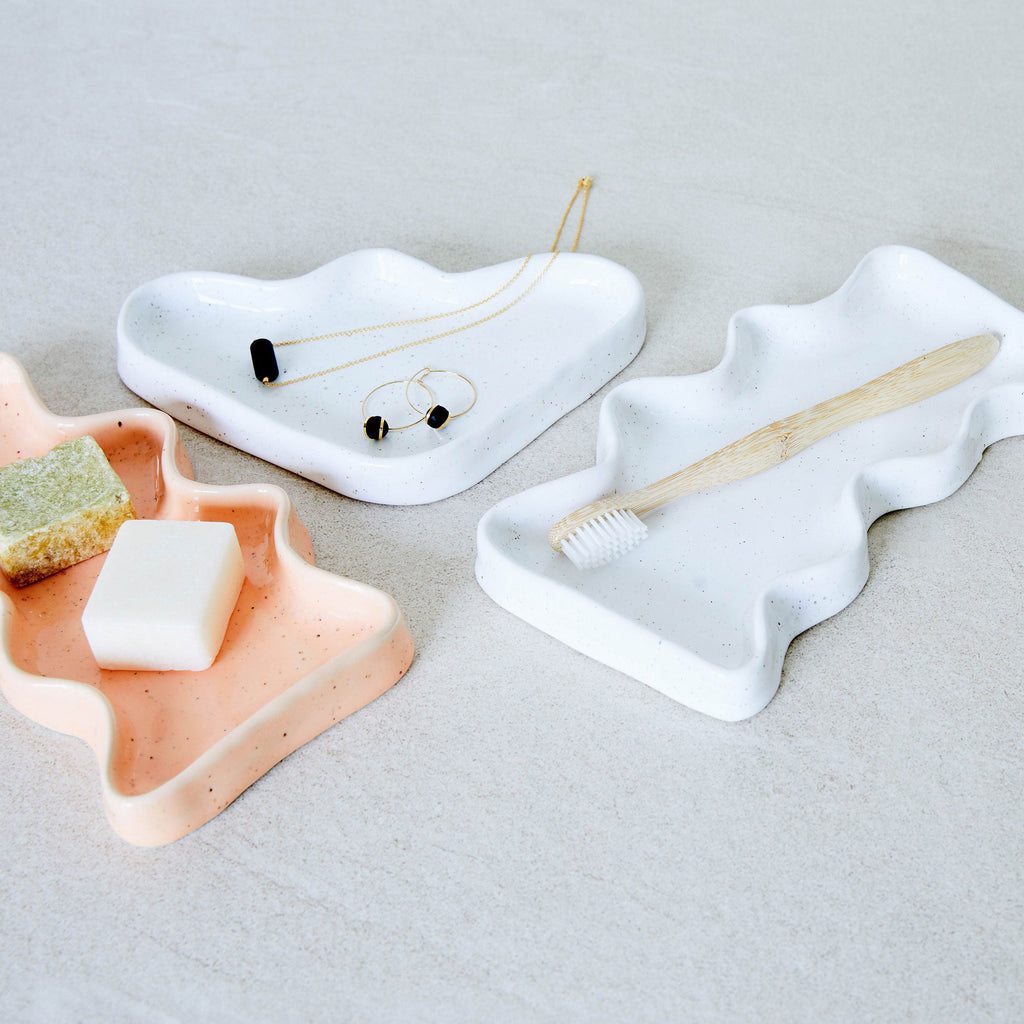 Sculpted Wave Tray – Speckled White-2